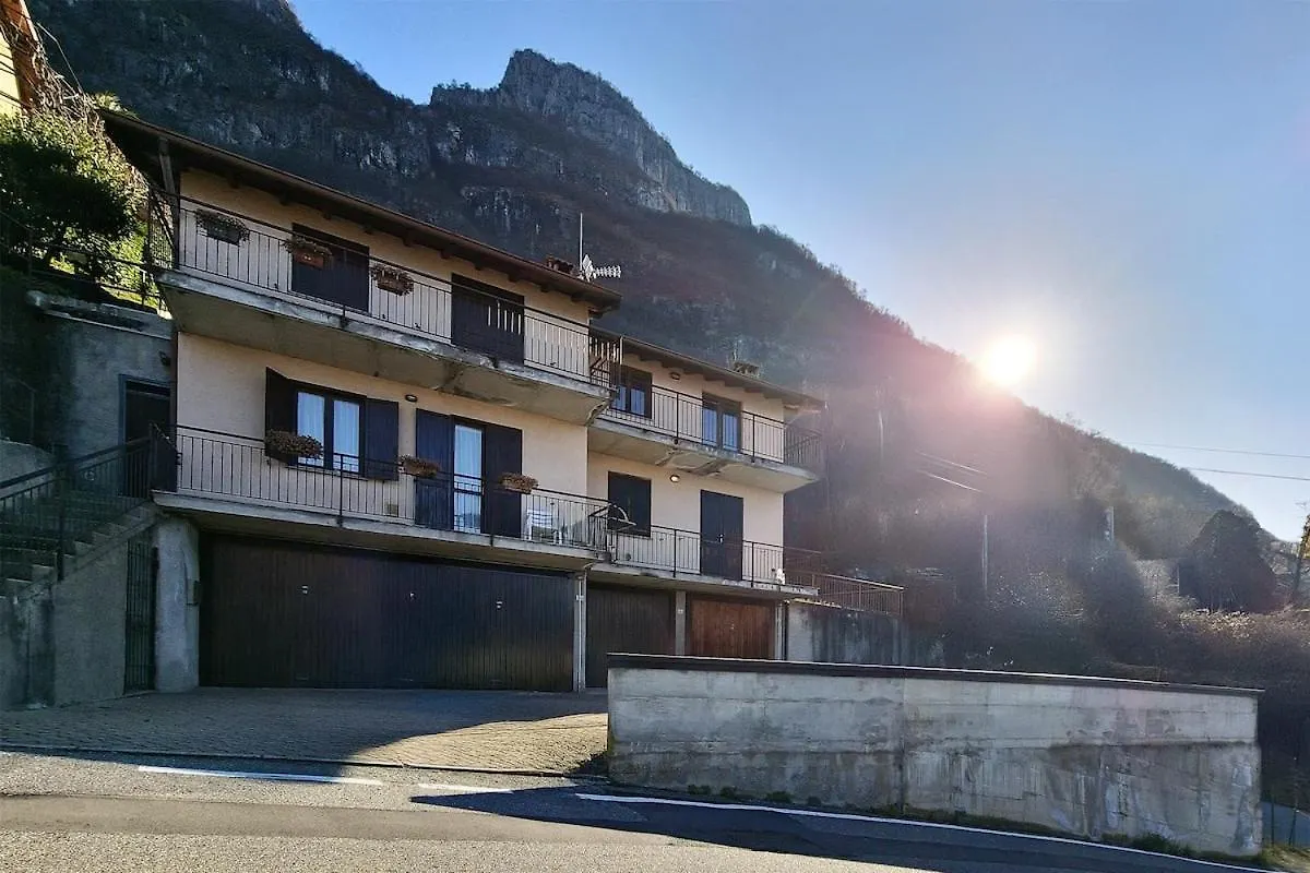 Lake Como View, Private Suite & Free Parking Varenna 0*,
